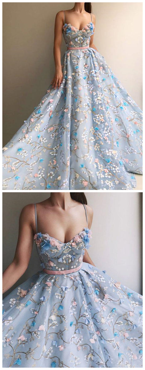 A-Line/Elegant Spaghetti Straps Sleeveless Applique Organza Floor-Length Prom Dresses