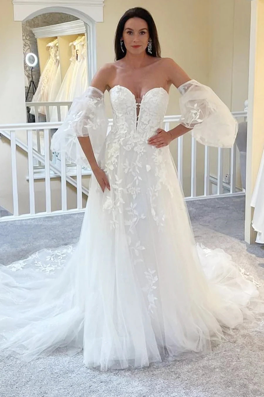 Sweetheart Lace Long Wedding Dresses, Detachable Sleeves Bridal Gowns, A-line 2025 Wedding Gowns