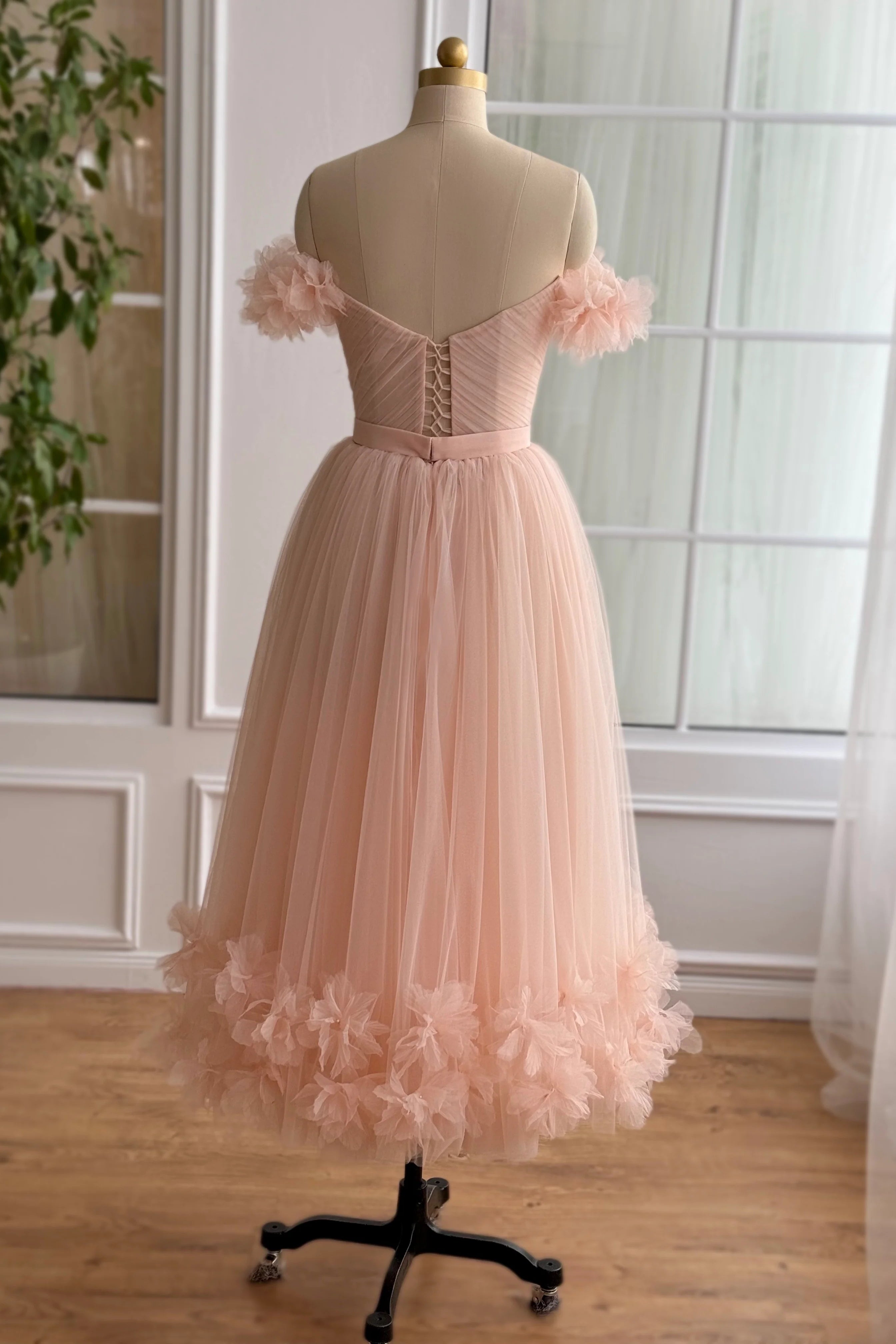 Peach Midi Dresses With Floral Neckline And Dress Edge, Sweet 16 Dresses, Newest Prom Dresses