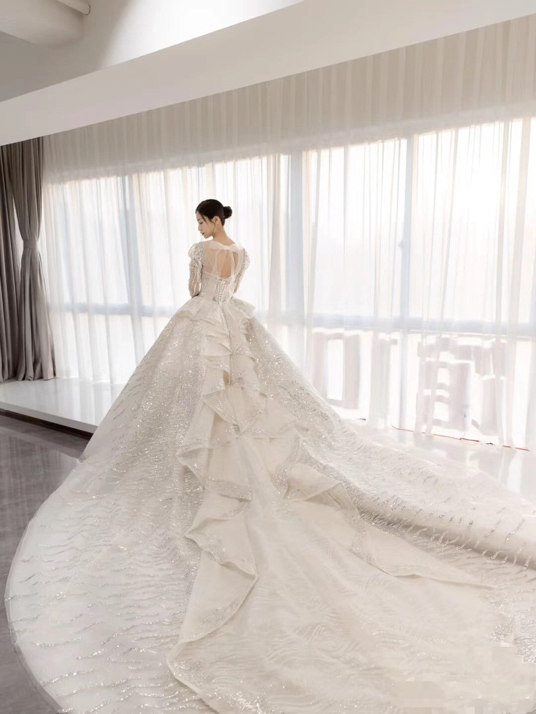 Long Sleeves Glitter Wedding Dresses, Luxury Shiny Quality Ball Bridal Gowns