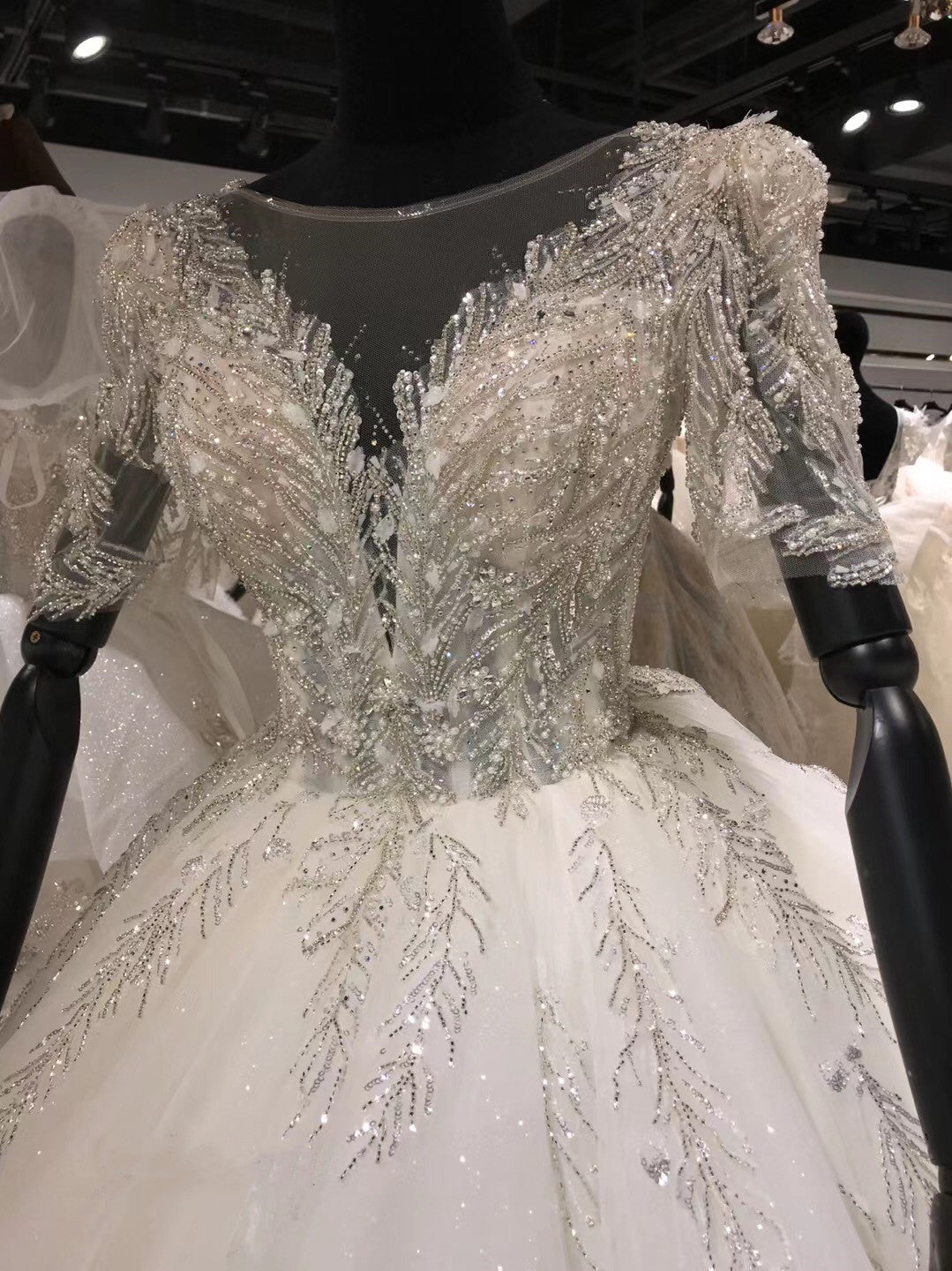Luxury Design High Quality Beaded Wedding Dresses, A-line Rhinestones Shiny Bridal Gowns