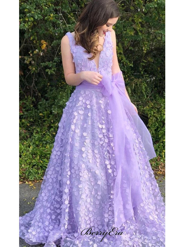 Lavender A-line Fancy Prom Dresses 2020, V-neck Appliques Prom Dresses