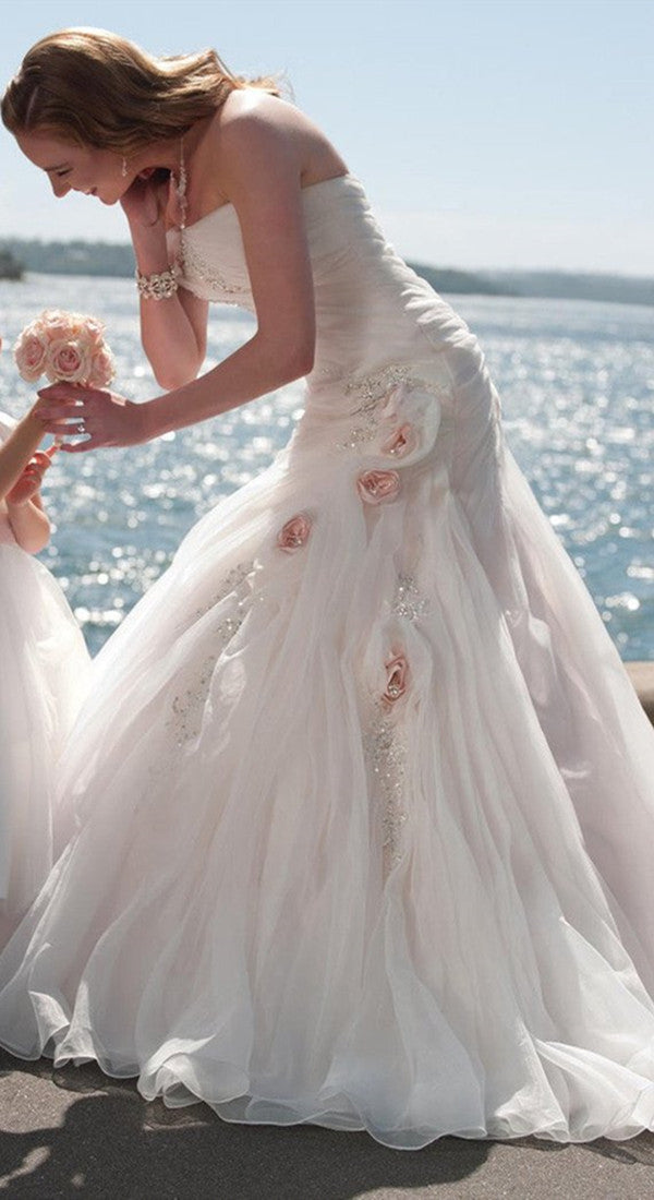 Strapless Elegant Appliques Wedding Dresses, Modest 2020 Bridal Gowns