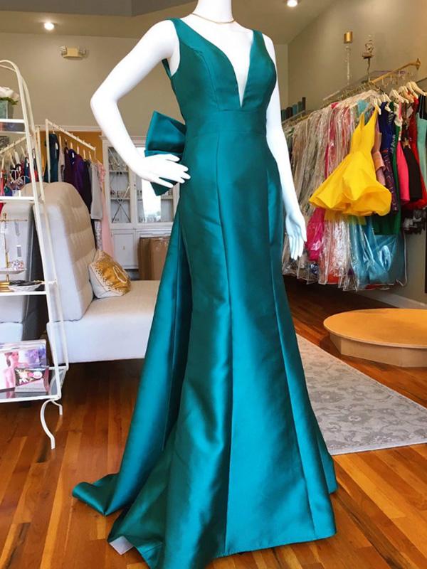 Simple Emerald Long Mermaid Satin Prom Dresses with Know Bow