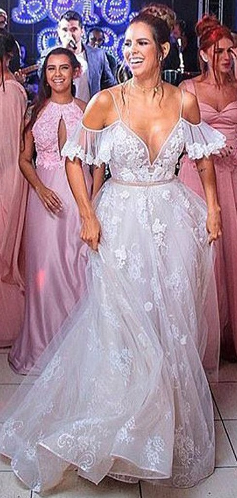 V-neck Long A-line Lace Tulle Wedding Dresses